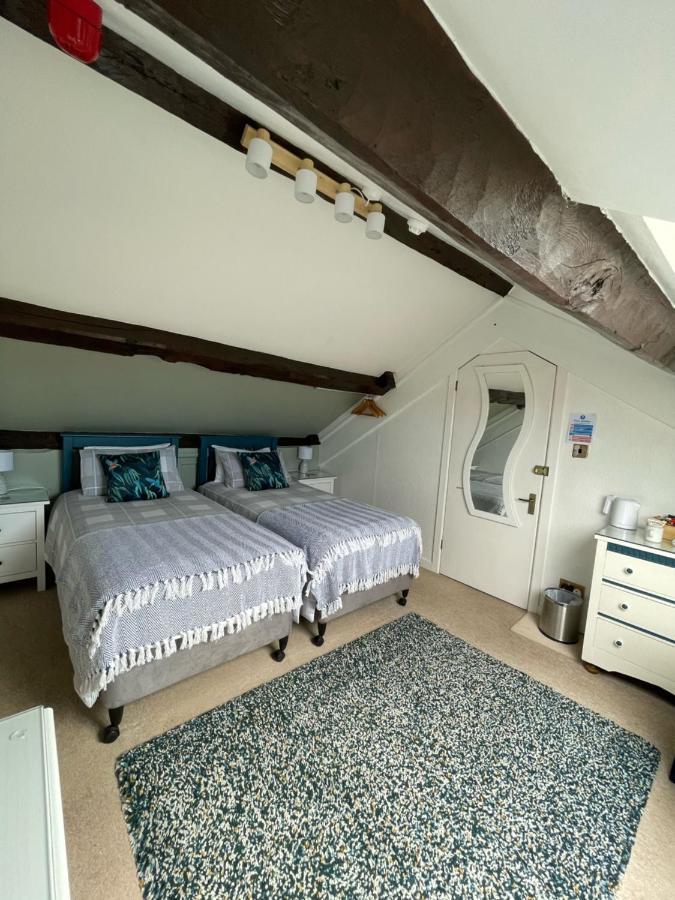 רייבנגלאס Rosegarth Guest House מראה חיצוני תמונה